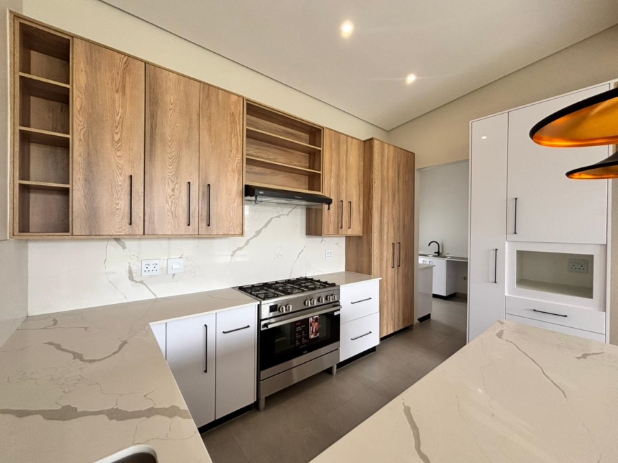 To Let 3 Bedroom Property for Rent in Helderzicht Eco Estate North West